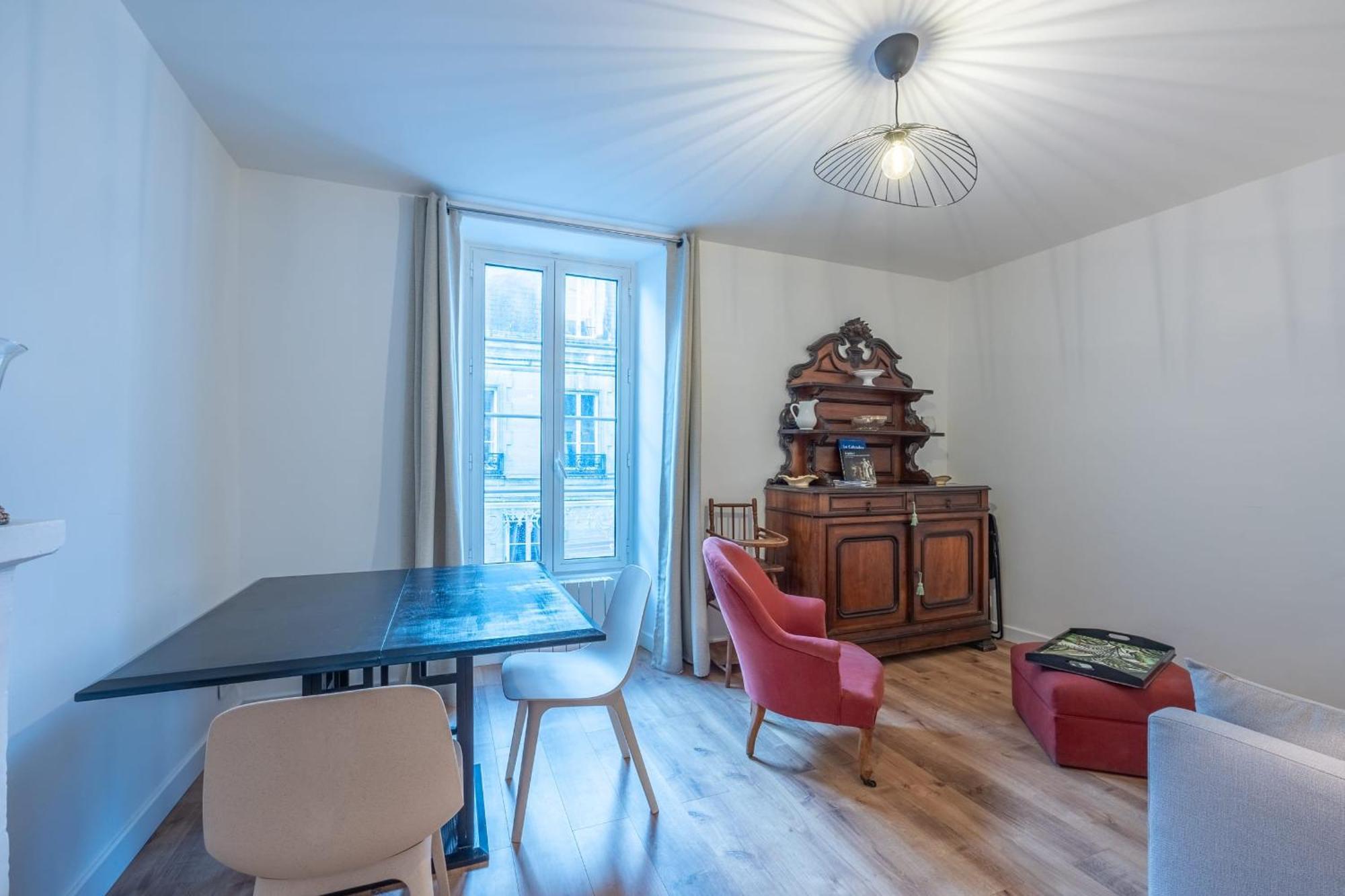 Le Petit Clos Apartment Bayeux Exterior photo